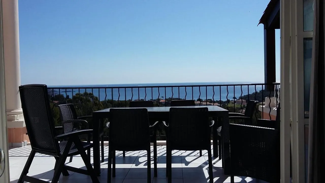 Cap Esterel Appart 6 Pers Vue Mer Classe 3 Etoiles elérhetőségei