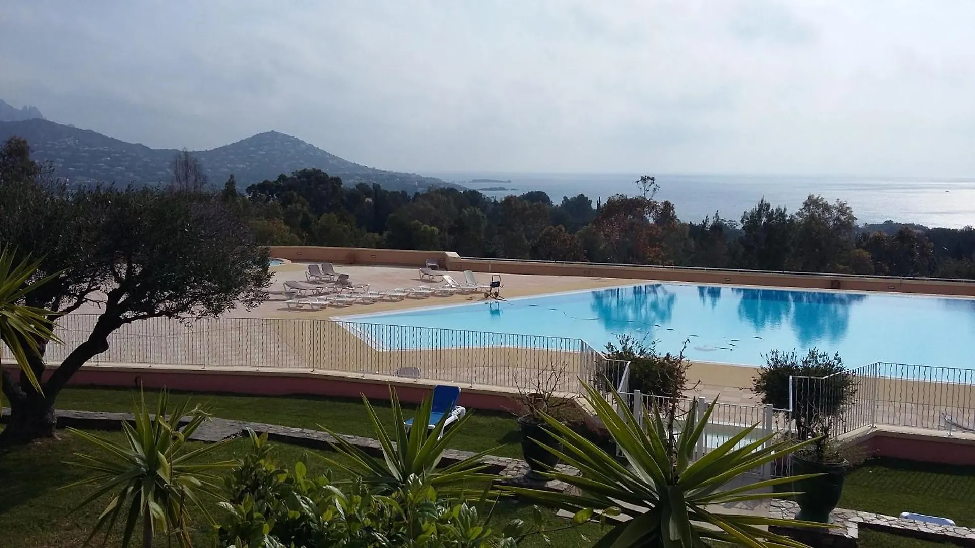 Lejlighed Cap Esterel Appart 6 Pers Vue Mer Classe 3 Etoiles Saint-Raphaël Frankrig